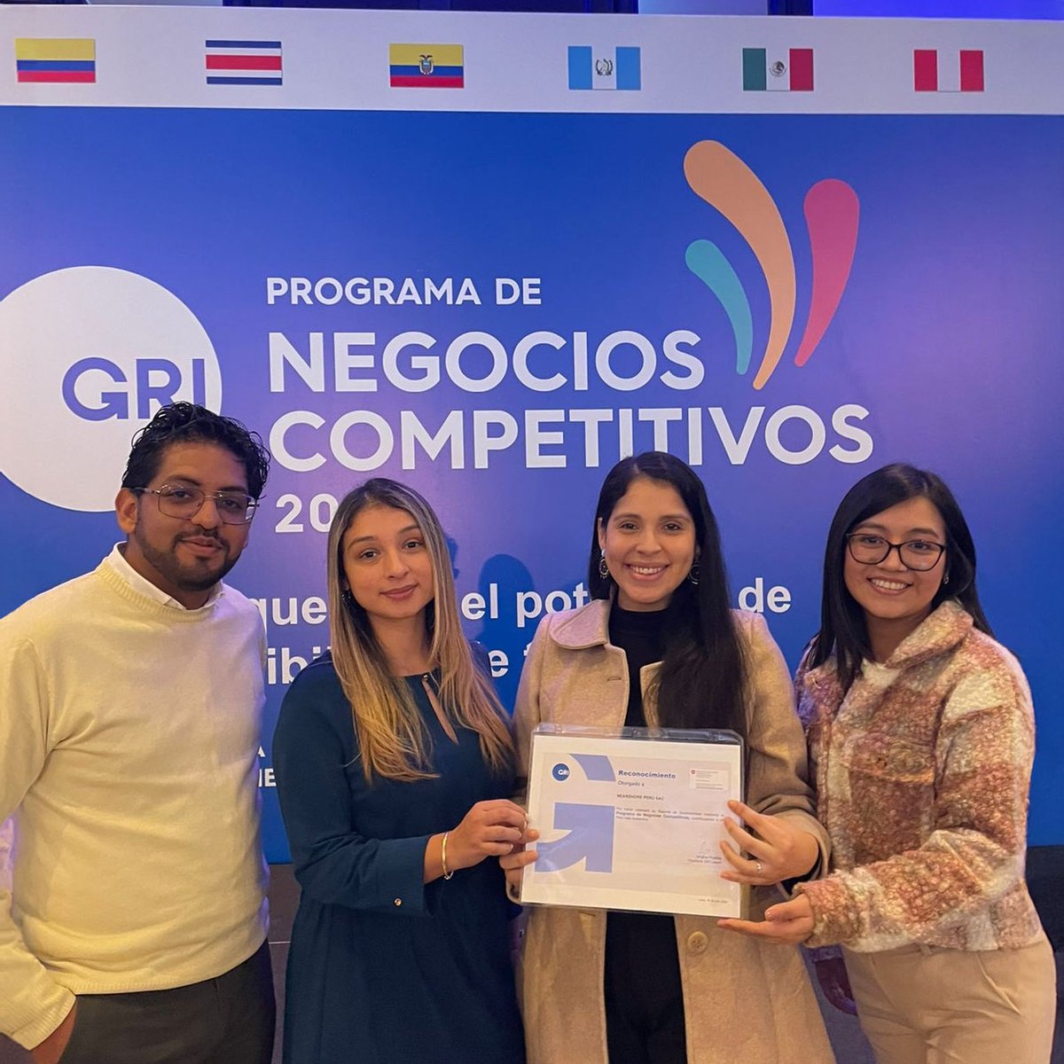 SofttekSH tweet media