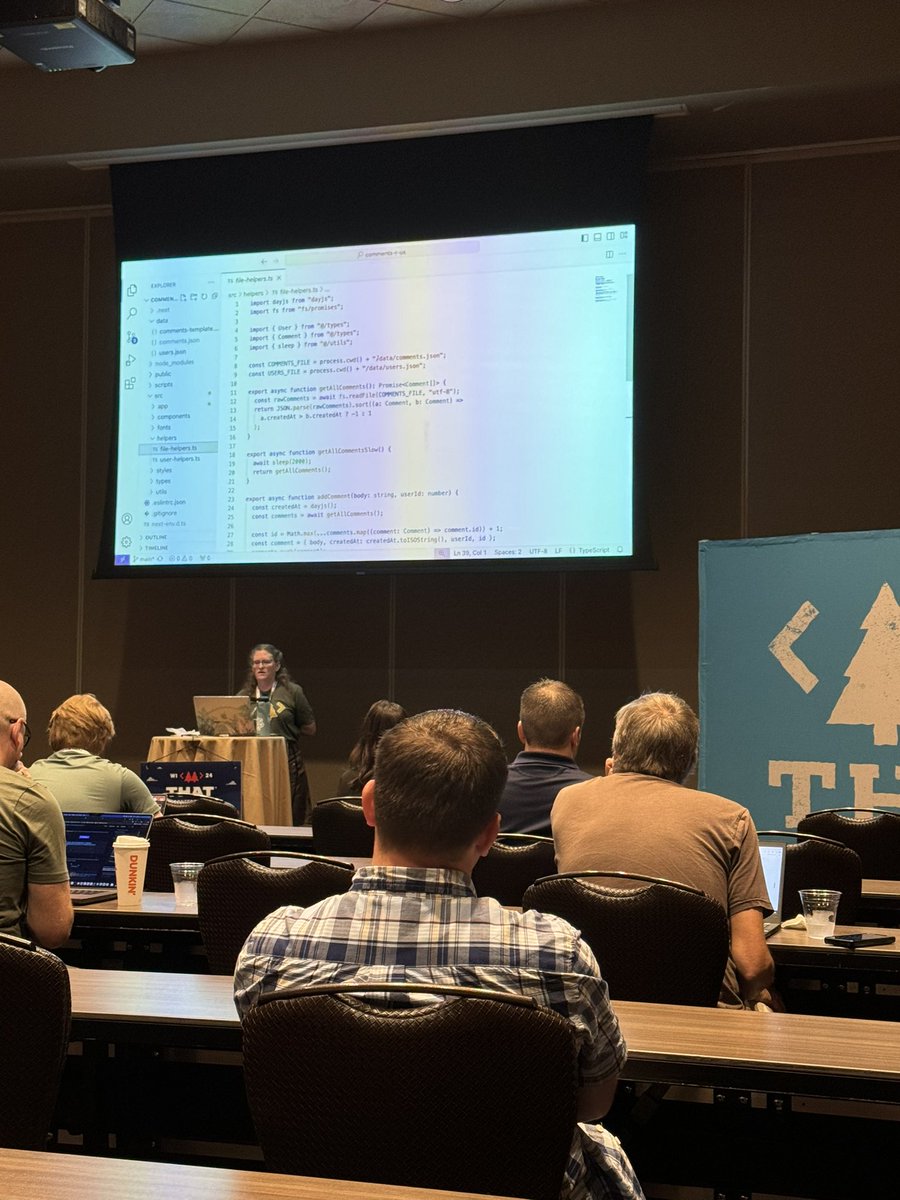 i loved my chat with <a href="/FrancescoCiull4/">Francesco Ciulla</a> on the Monthly Dev by <a href="/dailydotdev/">daily.dev</a> about community building! but glad i was able to run over to catch <a href="/bonniedotdev/">Bonnie Schulkin</a> give the lowdown on React Server Components 🏃💻 <a href="/ThatConference/">THAT Conference</a>