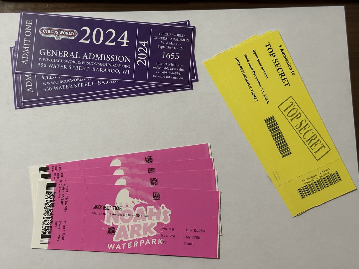 It's giveaway time! Cool down &amp; have some fun with a four-pack of Wisconsin Dells-area tickets to Noah's Ark, Top Secret, &amp; Circus World Museum.

Retweet this post to enter! Drawing Wednesday at 10 am. Must be following <a href="/wissportsnet/">WisSports.net</a> to be eligible.