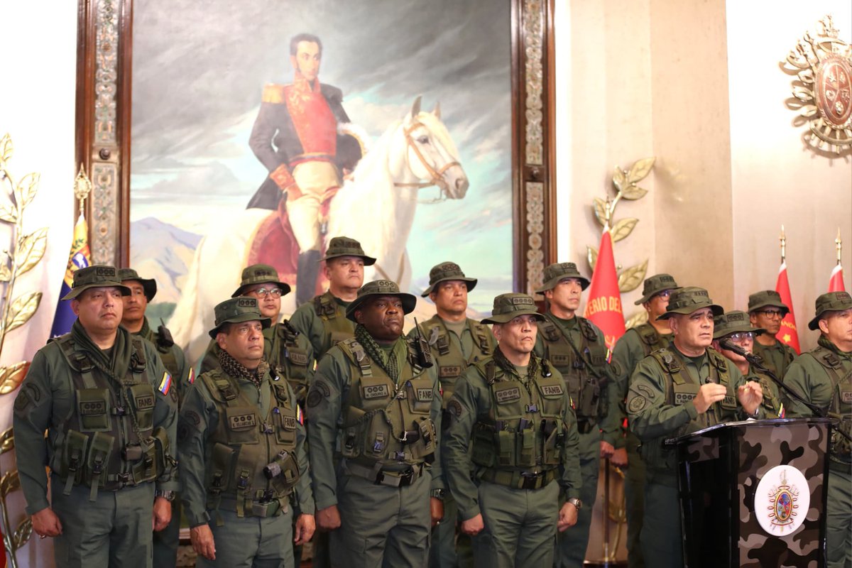 #30Jul || Desde el MPPDefensa, acompañamos a nuestro Vicepresidente Sectorial de Soberanía Política Seguridad y Paz, y Ministro del Poder Popular para la Defensa mi G/J Vladimir Padrino López, <a href="/vladimirpadrino/">Vladimir Padrino L.</a>, dónde rechazamos los intentos de agresión y desestabilización del