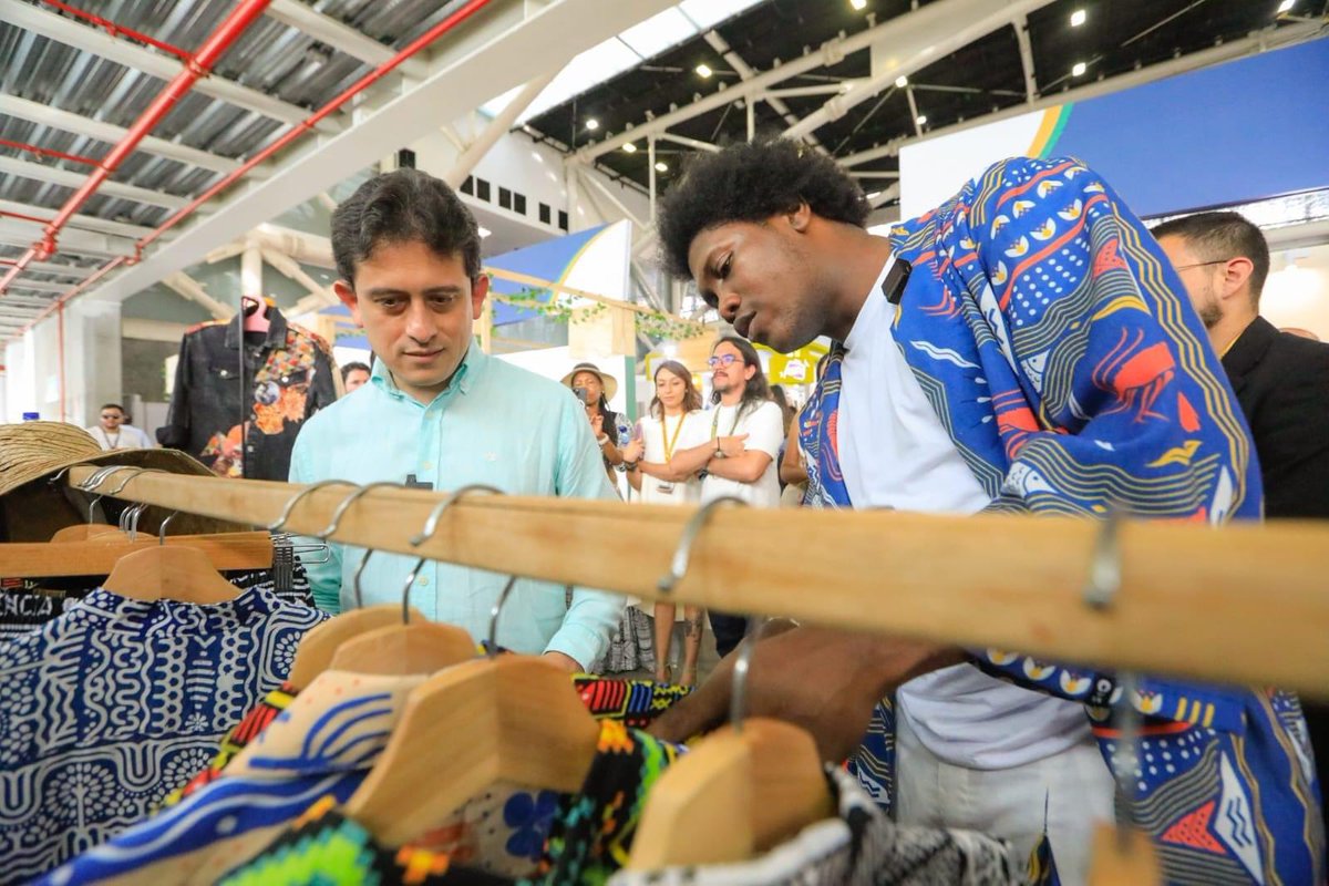 Visaje Negro Tienda tweet media