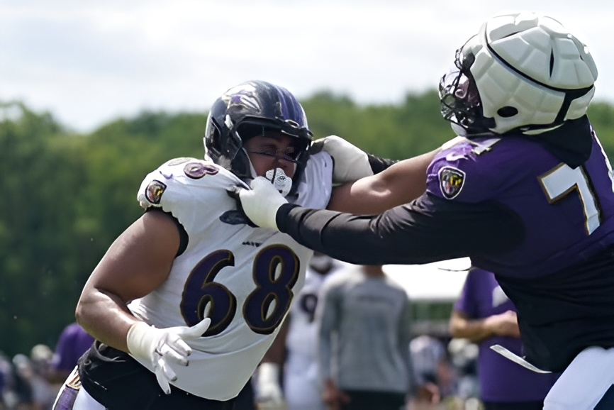 From Griffon🦅🦁
To Raven🐦‍⬛
<a href="/CJRav/">CJ 🦅</a> at <a href="/Ravens/">Baltimore Ravens</a> Training Camp👀 

#ProGriffs | #A10Mentality