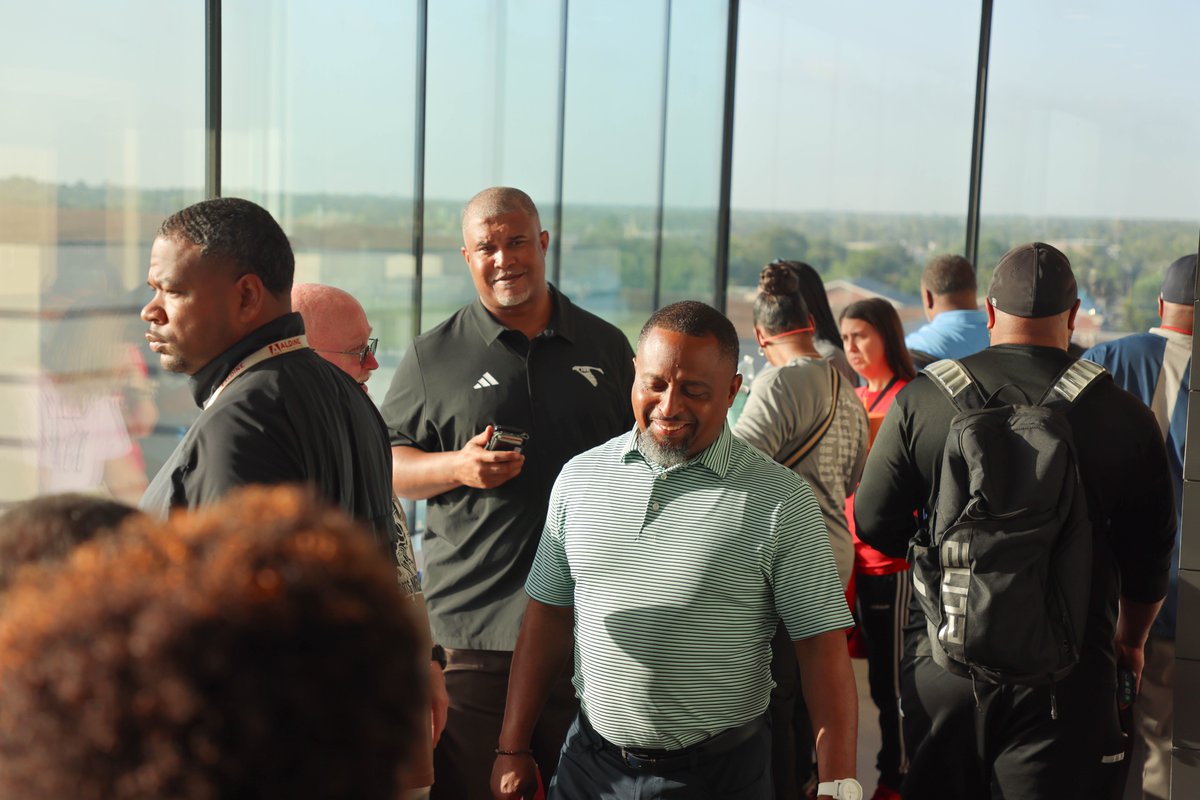 New Stadium, WHO THIS?Today, our coaches toured the new W.W. Thorne stadium before the 2024-2025 athletic season.

All smiles before the competition heats up. #MyAldine