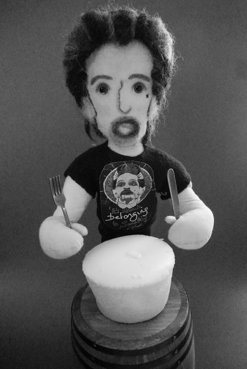 hotdiggitydoll's tweet photo. Izzydoll wanted to indulge in his fave for
#CanyonCheesecakeWeek and #NationalCheesecakeDay #juniors https://t.co/gh3cijAzdq