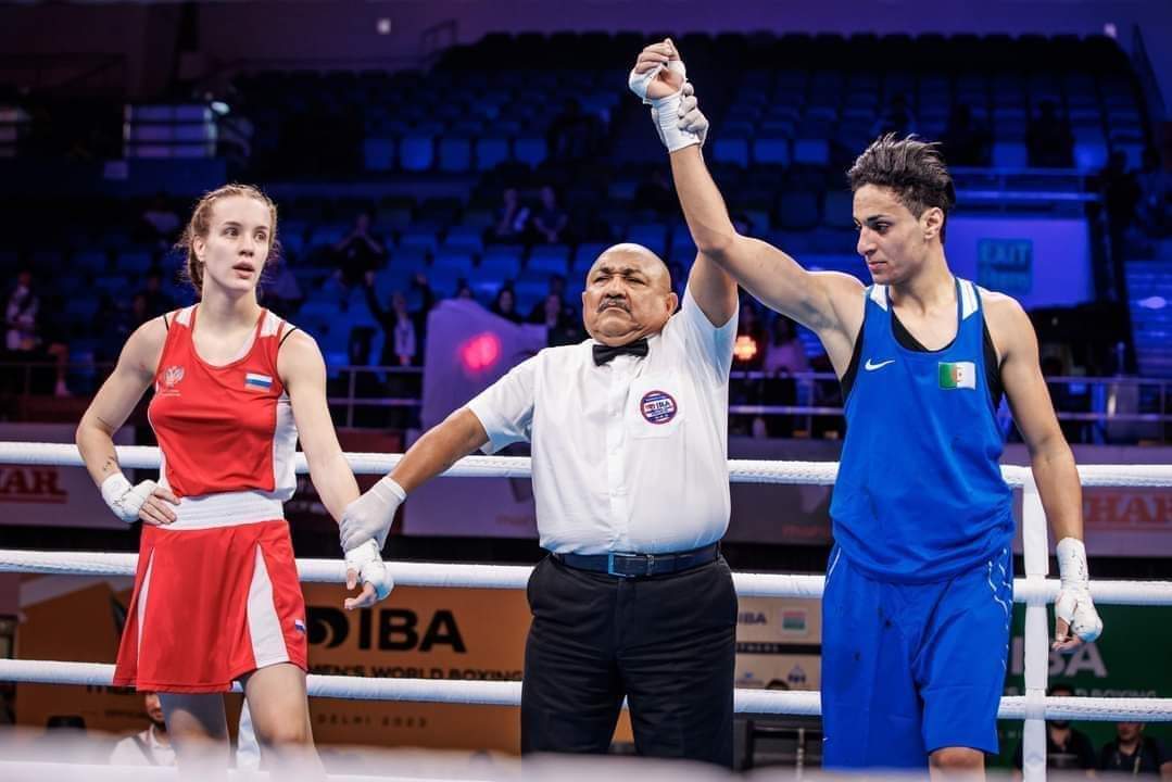 JarekPapis's tweet photo. Cyrk olimpijski … 

Ten z prawej to reprezentujący na Igrzyskach Olimpijskich w Paryżu Algierię Imane Khelif.  Walczący w boksie kobiecym. Bo czuję się kobietą.
Idę na ciepłą wódkę https://t.co/RUINu20s8M