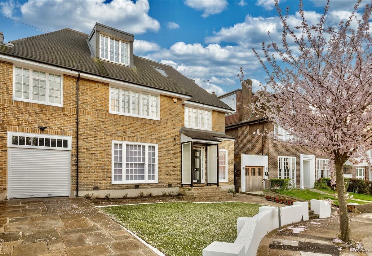 Ian Green Residential tweet media