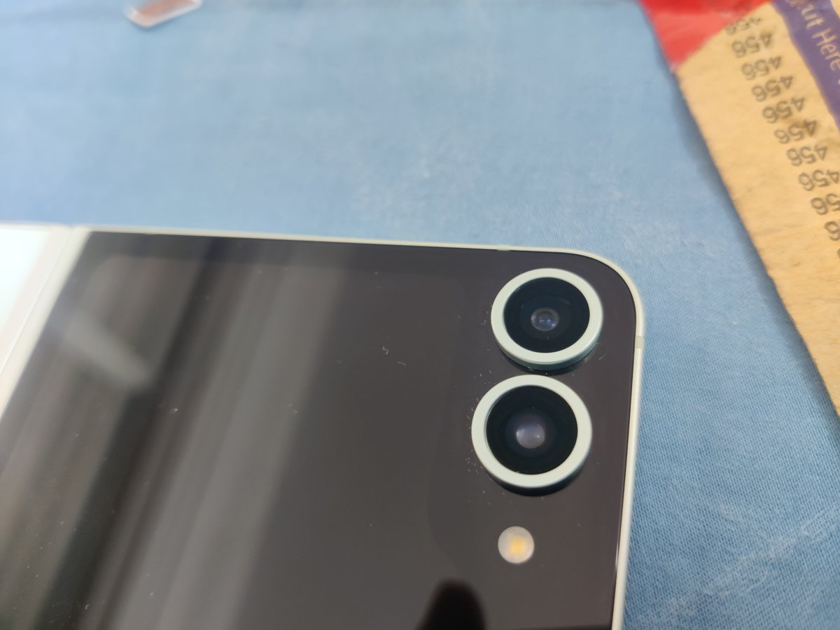 nikp1009's tweet photo. @SamsungIndia @SamsungMobile @SamsungKorea My #flip6 was delivered with fog inside the back camera, causing huge issues with photo quality. Additionally, experiencing problems with the charger not connecting properly. I request a replacement with a new device. Order- 12066599204 https://t.co/1MLRZ3B4KT