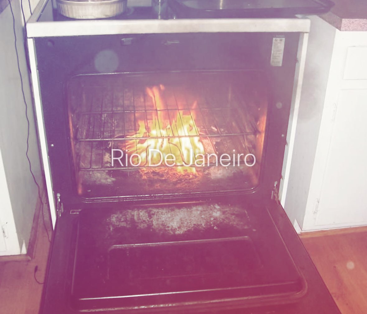 ABravecog's tweet image. My son won’t eat the food I make! 😢

I worked hard to make him this delicious pizza.. and he won’t even touch it.. 

#Cheflife #Dadlife #LOL 😂