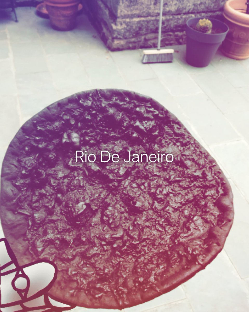 ABravecog's tweet image. My son won’t eat the food I make! 😢

I worked hard to make him this delicious pizza.. and he won’t even touch it.. 

#Cheflife #Dadlife #LOL 😂