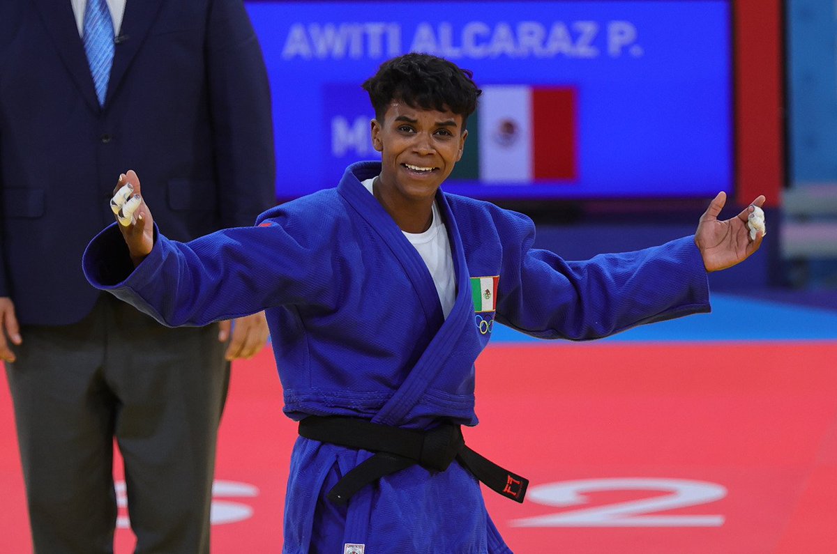 Estradamyers's tweet photo. Al final fue plata para Prisca Awiti, pero que sabe a oro. Lo dió todo. Que orgullo. Ya hiciste historia.

¡ORGULLO MEXICANO!

#Judo #PriscaAwiti #Paris2024 #JuegosOlimpicosParis2024 https://t.co/YPihQ0qFIu