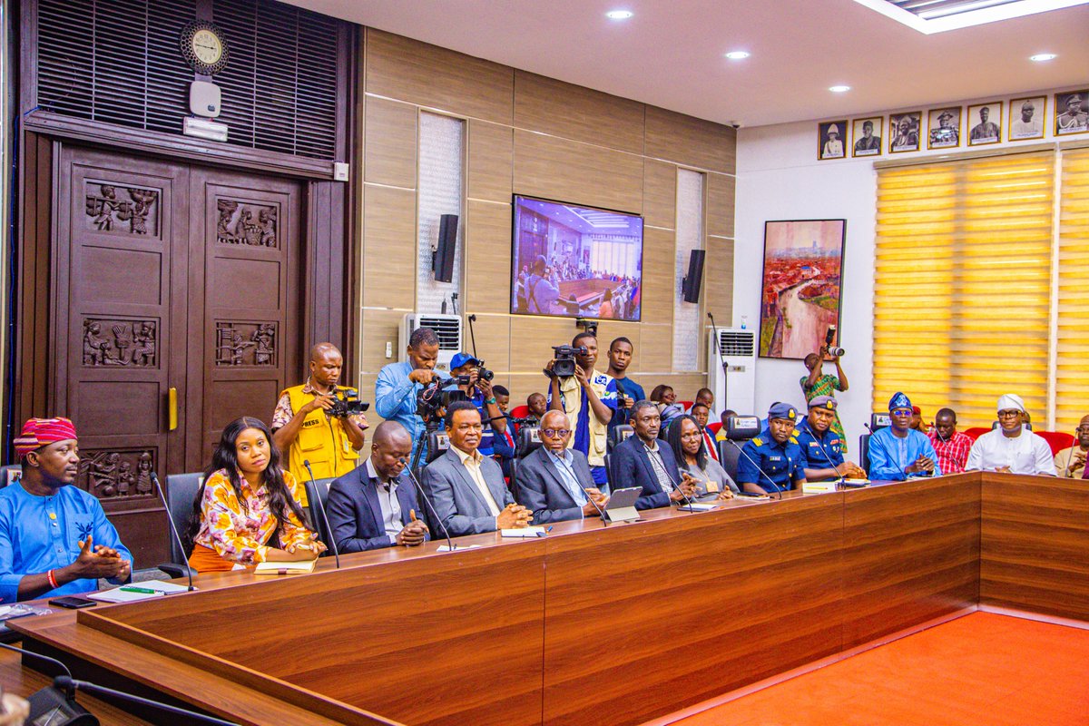 Seyi Makinde tweet media