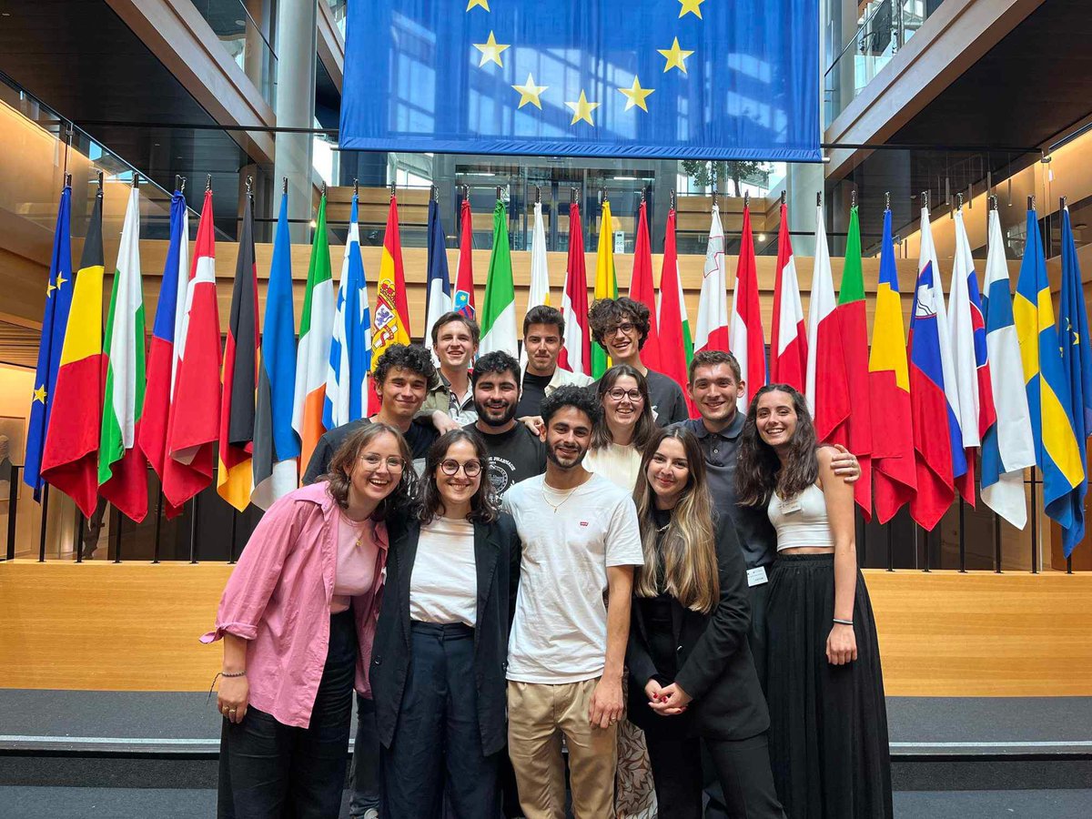 📍Conseil d’Administration de l’ANEPF à Strasbourg. 

🗣️Un weekend d’échanges et de formations autour de la représentation étudiante suivi de présentations par le Bureau National. 

🇪🇺L’occasion de revenir sur les élections européennes et l’impact sur les étudiants en pharmacie.