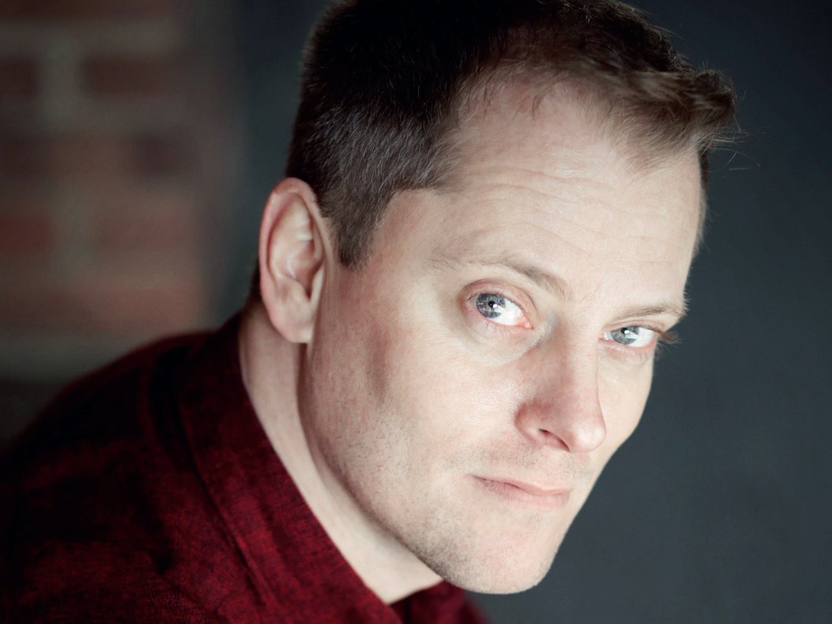 Dan Bronzite tweet media