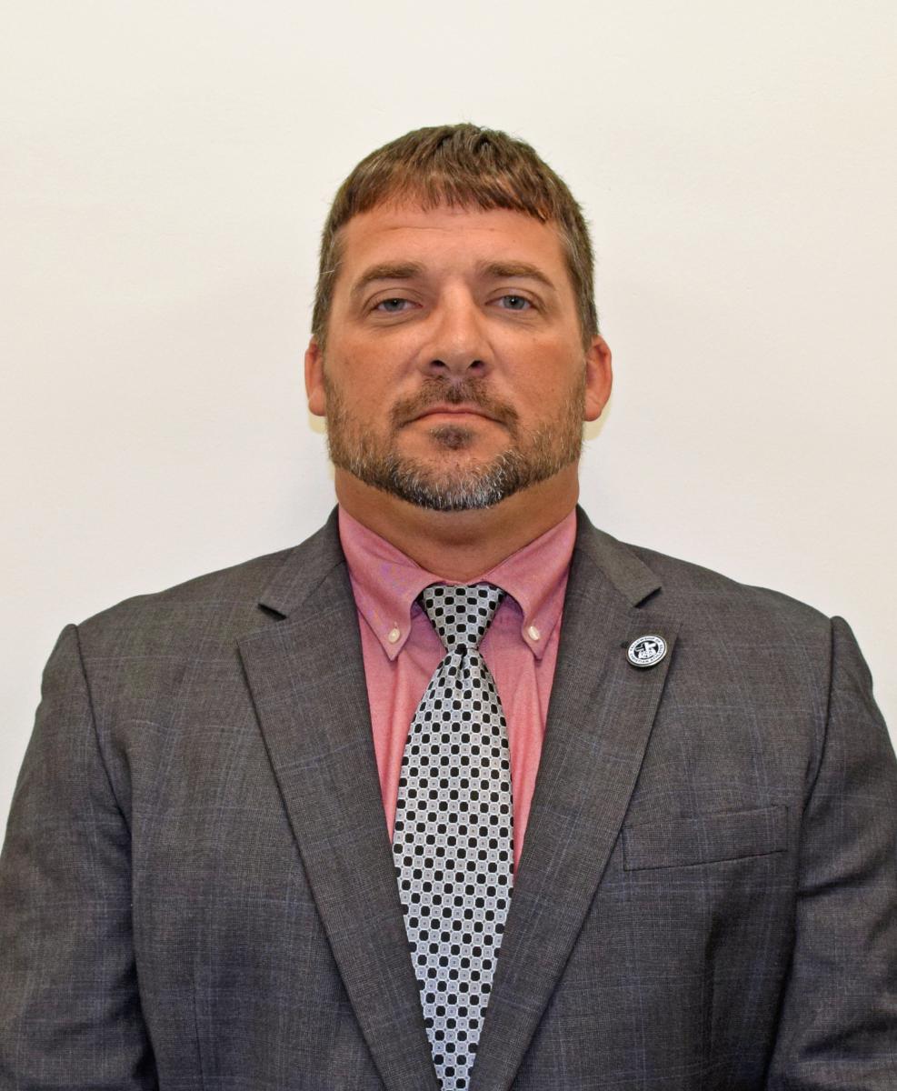 MACoaches's tweet photo. Our MAC President for 2024-2025 is Coach Patrick Schoolar. Coach Schoolar is a 20 year MAC member and the Head Football Coach at Pearl High School.  He has been an All-Star Football Coach several times and has also served on the MAC Football Committee.🧢⭐️ https://t.co/nXqHGxStcV
