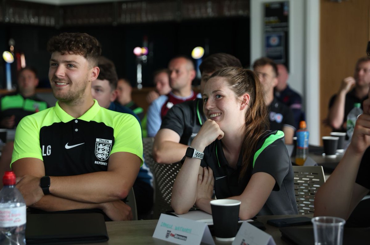 FA Refereeing tweet media