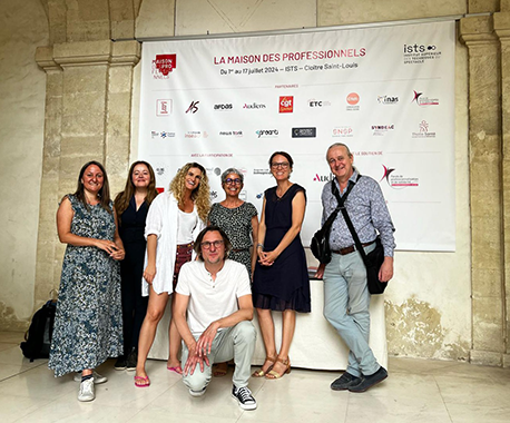 FTravail_IDF's tweet image. 📰 Retour sur la présence des conseillers de l&apos;agence France Travail AVS Artistes IDF lors du @FestivalAvignon 🎭

Ce RDV immanquable des professionnels du spectacle vivant a permis de renforcer les liens avec les #artistes et les partenaires

👉 tinyurl.com/mupp2nn8
#FD24
