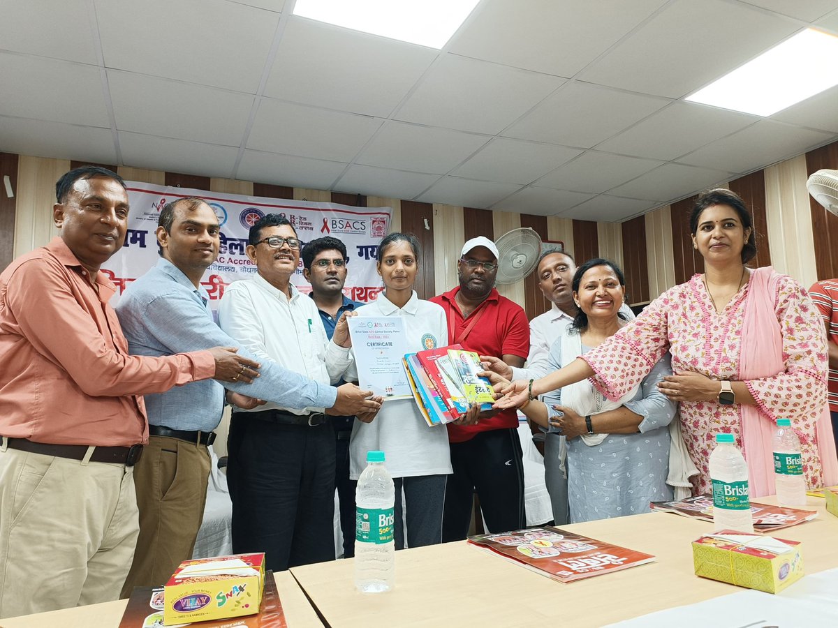 NSS_Sherghati's tweet photo. Red Ribbon Club Contingent of  https://t.co/ndWbEy1MRK Sherghati  participated in District-Level #RED_RUN_Marathon_2024 organized by BSACS and G.B.M. College Gaya. #RED_RUN2024
@NACOINDIA 
@bsacsofficial
@BiharHealthDept 
@ArtCultureYouth 
@NSSRDPATNA 
@_NSSIndia https://t.co/sIzvXRpa11