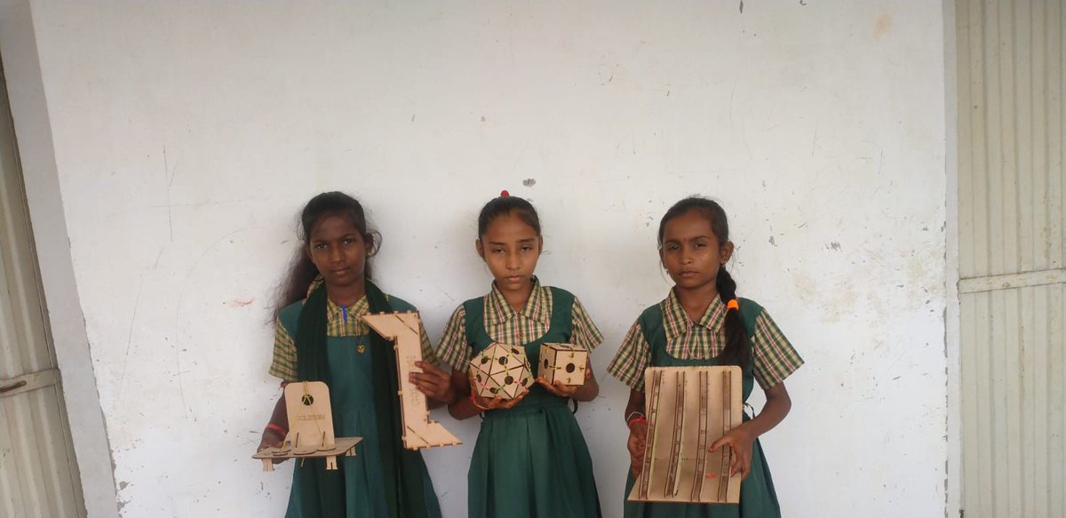 InfoGujarat's tweet image. બાળકોને ગમતા બાળમેળા...

વિદ્યાર્થીઓમાં કૌશલ્ય વિકાસને પ્રોત્સાહિત કરવા 3 ઑગસ્ટથી શાળાઓમાં યોજાશે બાળમેળા...

બાળવાર્તા, માટીકામ, રંગપૂરણી, હસ્તકલાની કામગીરી, કાગળકામ, બાળવાર્તા આધારિત નાટકો જેવી વિવિધ પ્રવૃત્તિઓથી ખીલશે બાળકોની સર્જનશક્તિ...

#BalMelo #SchoolActivities #Gujarat