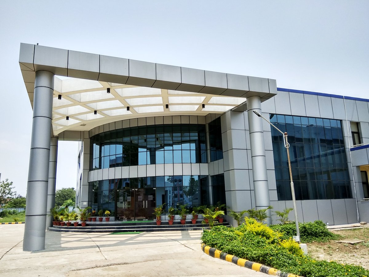 IndexBihar's tweet image. Cities with STPI (Software Technology Park of India) in Bihar:
1. Patna
2. Bhagalpur
3. Darbhanga
STPI should be there in these cities also:
1. Gaya
2. Muzaffarpur
3. Purnea
4. Rajgir.