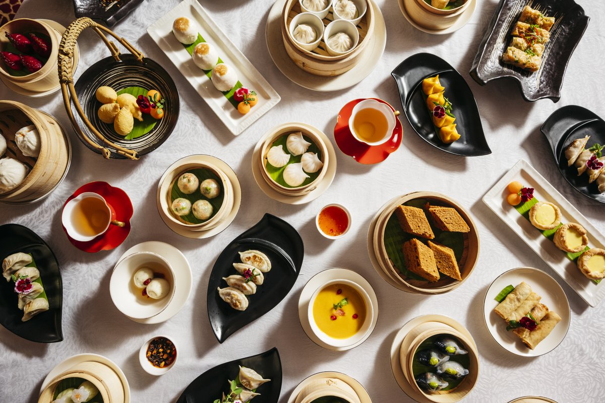 Dim sum and dim skies, a perfect pairing at Shang Palace on a rainy day.

#shangrilabengaluru #shangpalace #bengaluru #bengalururains #dimsum