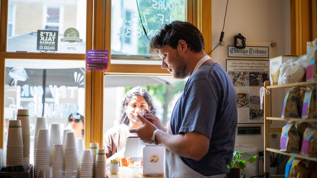 The regular degular? You got it. 

.
.
.
#chicagocoffee #necessarycoffee #neighborhoodcafé  #specialtycoffee #womanownedbusiness #livingwage #PrintersRow #SouthLoop #ProudlyservingOlympia #sustainabilitymatters
