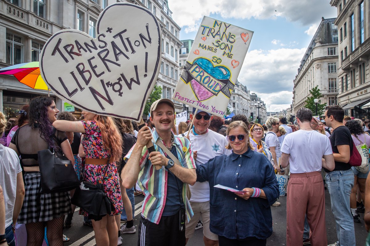 zefrographica 📸 🏳️‍🌈 tweet media