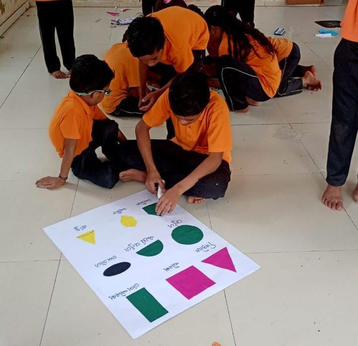 airnews_abad's tweet image. "બાળકોને ગમતા બાળમેળા"

વિદ્યાર્થીઓમાં કૌશલ્ય વિકાસને પ્રોત્સાહિત કરવા 3 ઑગસ્ટથી સરકારી શાળાઓમાં યોજાશે બાળમેળા

બાળવાર્તા, માટીકામ, રંગપૂરણી, હસ્તકલાની કામગીરી, કાગળકામ, બાળવાર્તા આધારિત નાટકો જેવી વિવિધ પ્રવૃત્તિઓથી ખીલશે બાળકોની સર્જનશક્તિ
#BalMelo #SchoolActivities #Gujarat