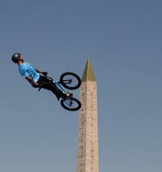 Ce choix des lieux de compétition qui permet ce genre de photos 😍
(© JEFF PACHOUD ; source rmcsport.bfmtv.com/jeux-olympique…)
#Paris2024
