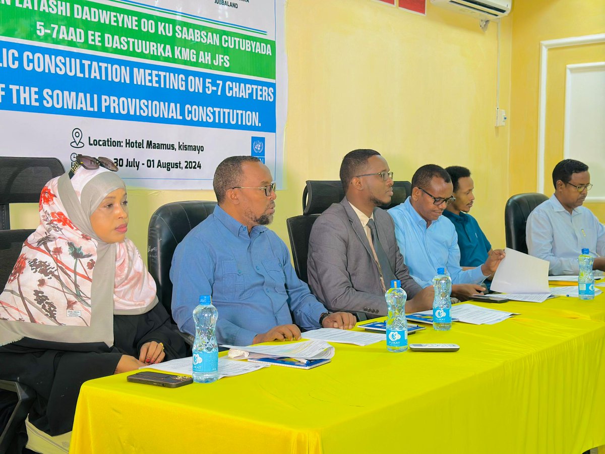 UNDPSomalia's tweet photo. #Somalia's Constitution-building process is progressing! 

In Kismayo, #Jubbaland State, @mojcajubaland, with support from @UNDP, held a public consultation on Chapters 5-9 of the Federal Provisional Constitution. This effort aims to foster an inclusive review, ensuring active participation from all sectors, enhancing transparency, civic engagement, and strengthening the social contract among #Somalis.

Funded by the Somali Joint Fund (SJF), this collaboration paves the way for tangible progress in state-building for a prosperous and stable Somalia.