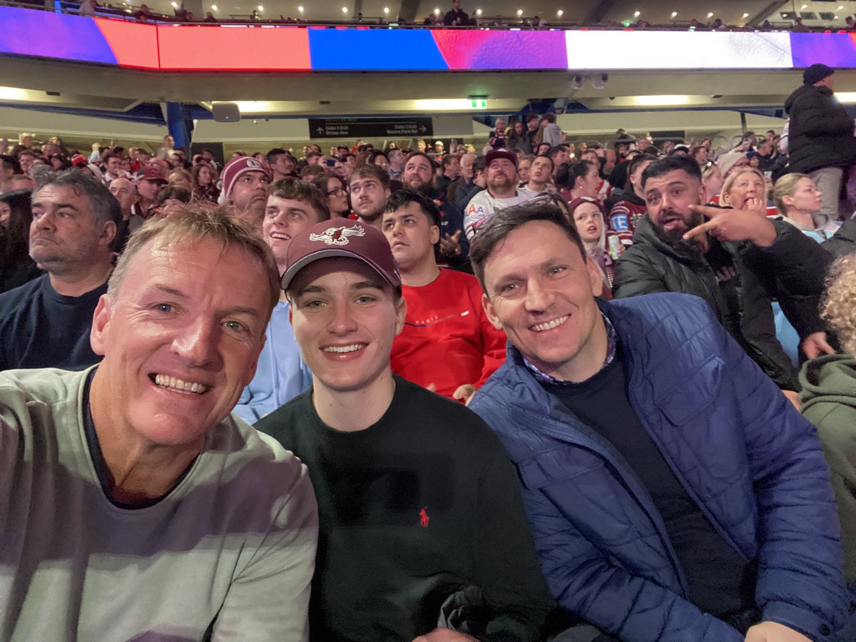 Damien Wright tweet media