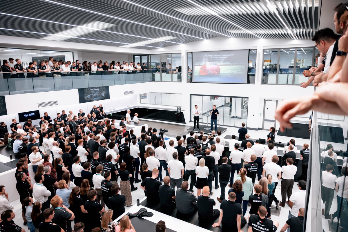 Mercedes-AMG PETRONAS F1 Team tweet media