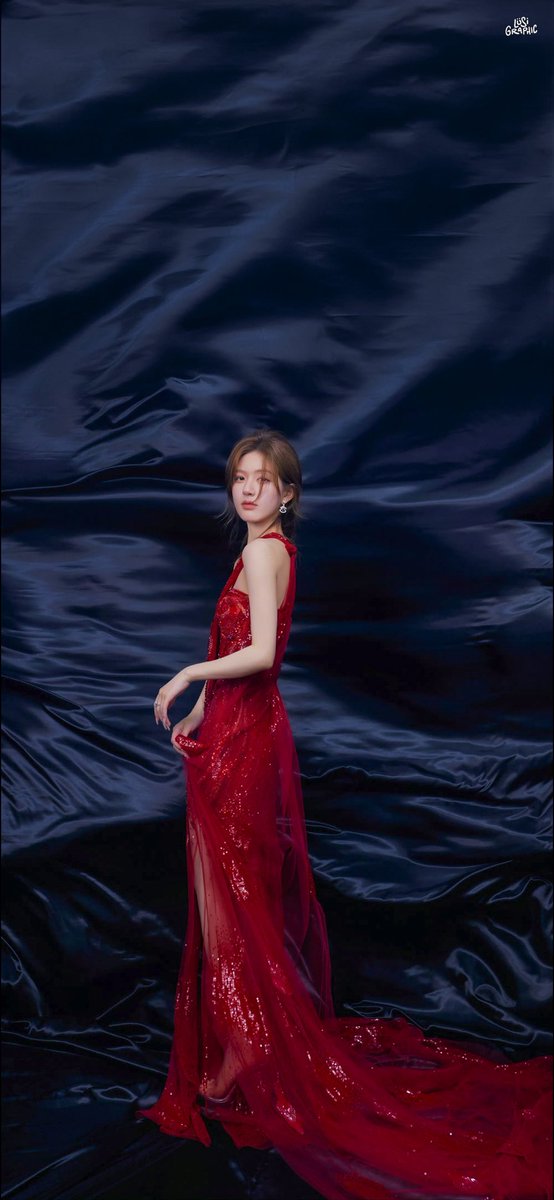 Zhao Lusi Graphic tweet media