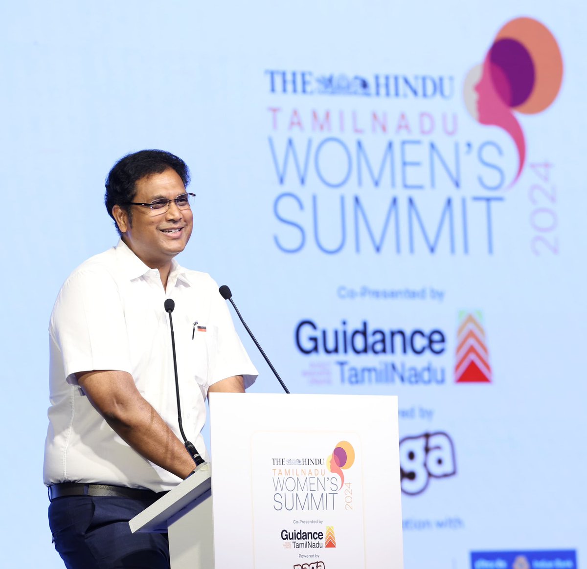 TRBRajaa's tweet image. I had the pleasure of participating in @The_Hindu
#TamilNaduWomenSummit2024 this morning, where a packed audience gathered, to celebrate the incredible contributions of #women to our state and to our country.
It was an honour to release the coffee table book, aptly titled…