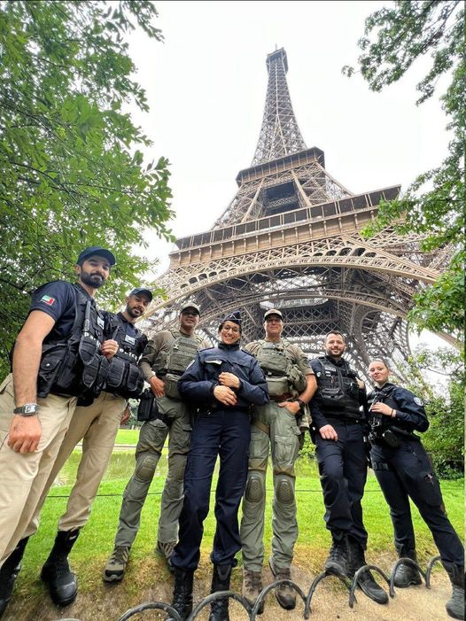 TJ61316074's tweet photo. Still waiting on Paris Timeline to kick off..... https://t.co/ZSib3JFct7