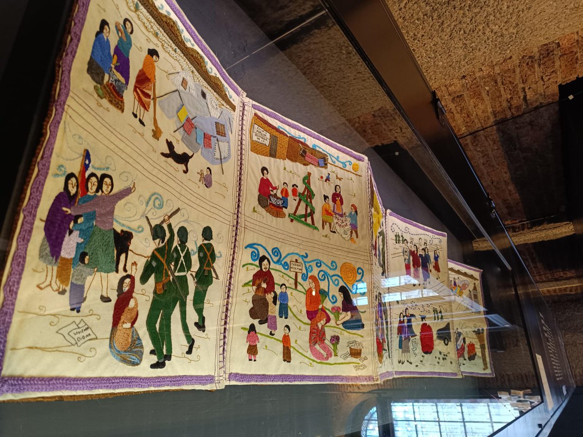 Hoy se celebra el #DíaMundialDelBordado para rendir homenaje a las manos que han mantenido esta técnica a lo largo de los siglos; preservar la cultura y las tradiciones de diversos pueblos y comunidades a través del bordado; y para unir a la comunidad bordadora a nivel mundial.