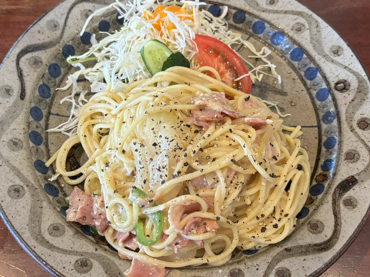 baisonsiro's tweet photo. 【サントス】
［カルボナーラ］
カルボナーラッ
好きッ。。。

#サントス #カルボナーラ https://t.co/ivjVjzI1PU