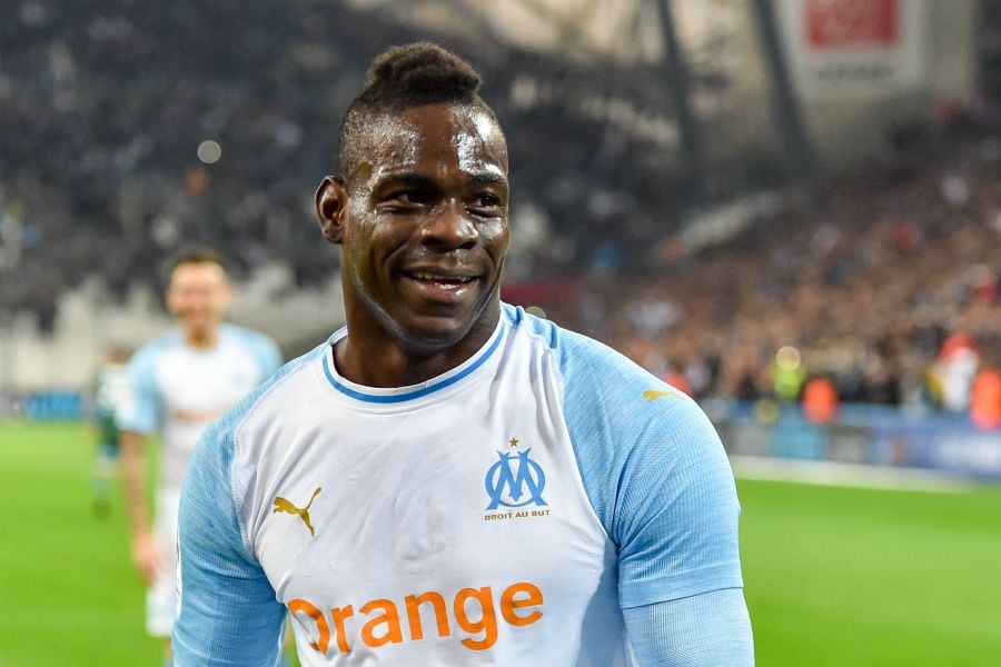 mathis_football's tweet photo. Quels attaquants avez-vous préférez à l'OM ? #TeamOM 

💙 LIKE POUR BENEDETTO 🇦🇷

🔄 RT POUR BALOTELLI 🇮🇹 https://t.co/DxECxwq3Sd