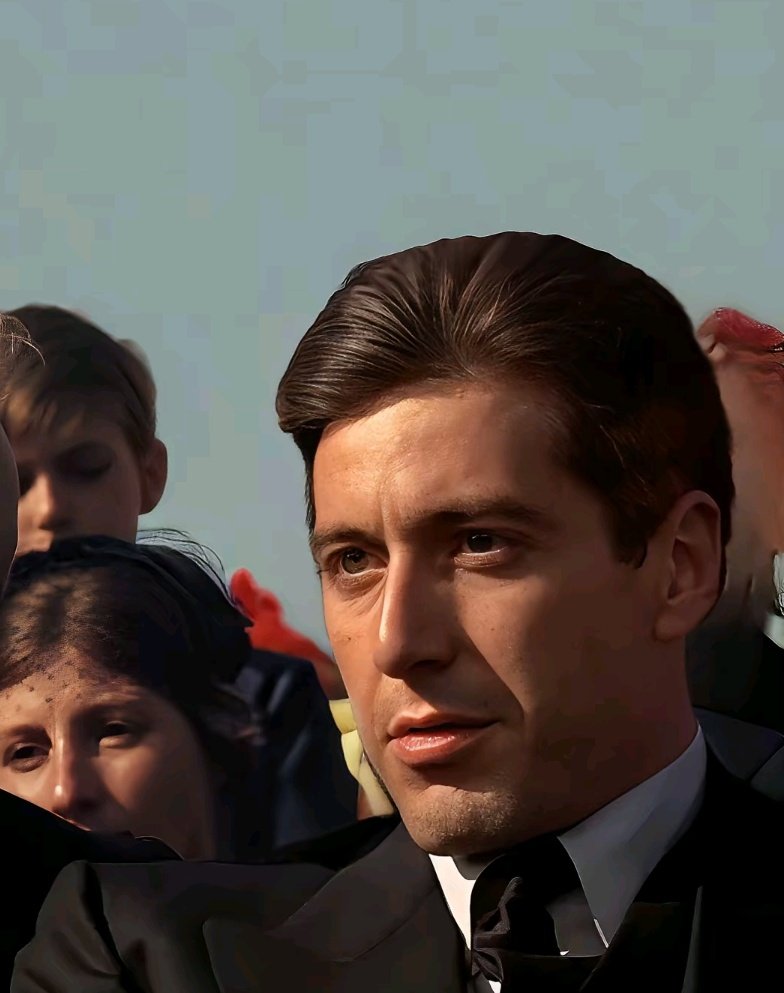 PrincessxPixel's tweet image. Normally I hate it when they made these old photos in 4k but i cant deny how beautiful this is 😍 #thegodfather #alpacino #michaelcorleone