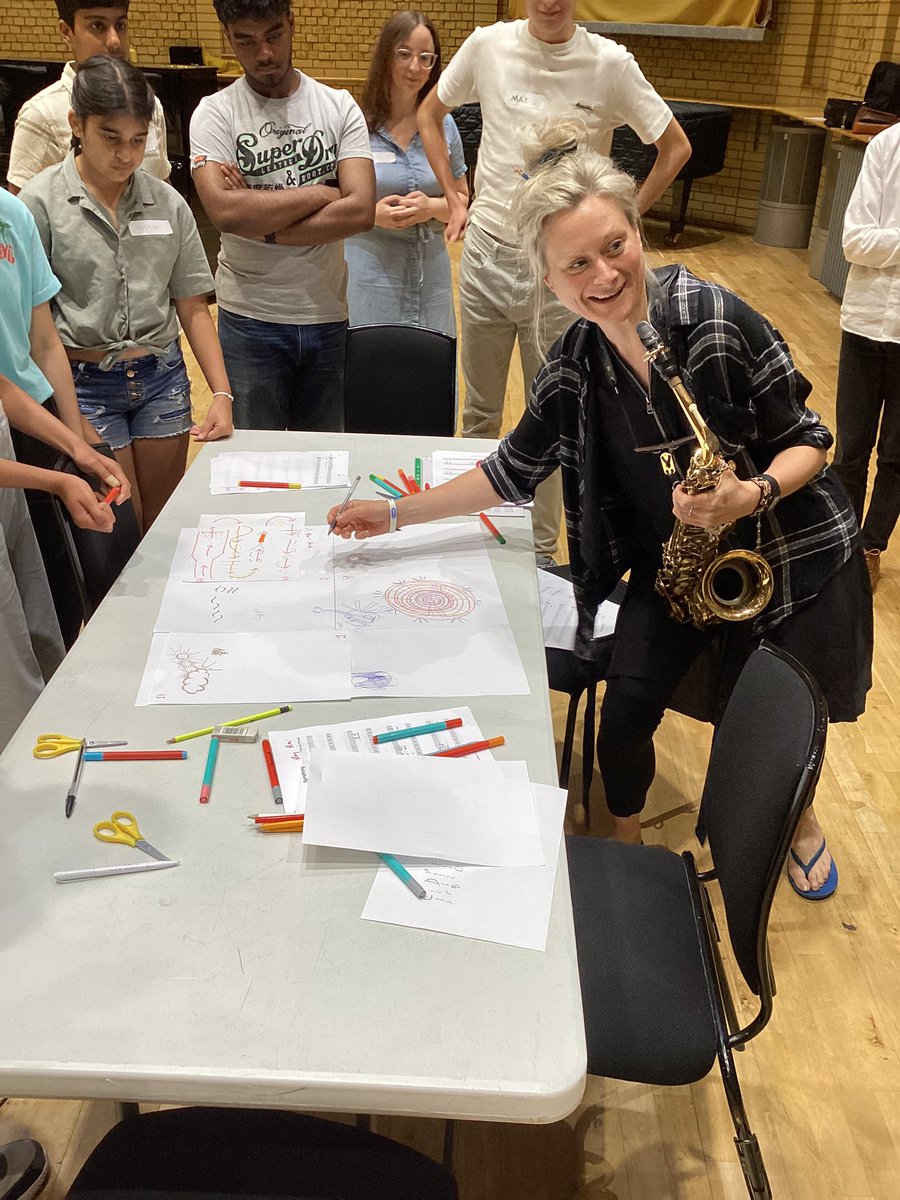 BCMG's tweet photo. Having fun re-composing Symphony for the @CWResounds #MusicRelay #YearOfYouth #chogm with composer @KirstyDevaney https://t.co/vuhz5zg0BV https://t.co/VTGaO471XY