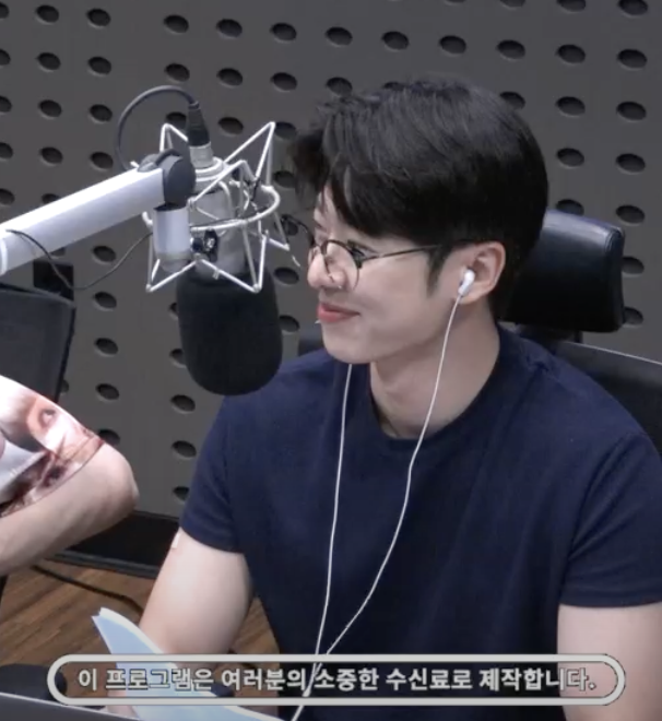 iamlightnow's tweet photo. 너무 오빠라고 https://t.co/ZeqTSK3gBF