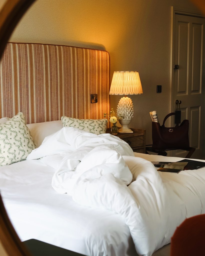Our rooms are the perfect blend of modern and timeless elegance. With tasteful design, thoughtful amenities and incredible views overlooking the golf course.
⛳️ ballybuniongolf.com
