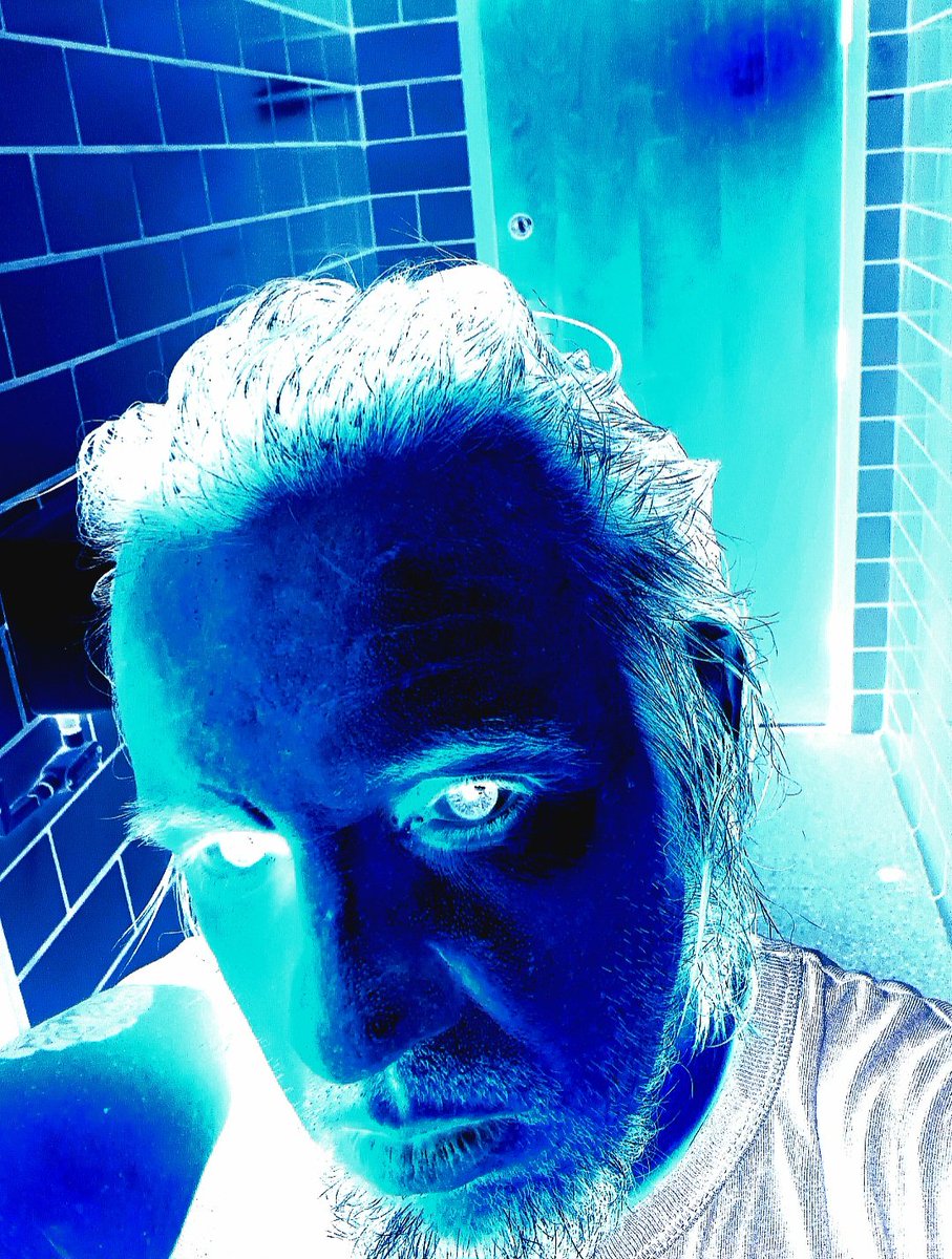 CallmeTHOTH's tweet image. Chill moment in the life of  Mr. First &amp;amp;Last