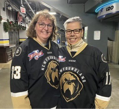 rhickey33's tweet photo. @ECHL When we had a team to cheer for…. 🖤💛🥲 https://t.co/MaKTZy1J24