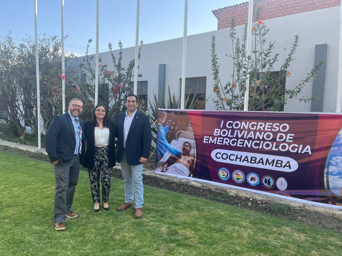 Destacada participación de nuestros docentes en el 1er Congreso Boliviano de Urgencia realizado en Cochabamba
los días 24-25 y 26 de Julio, organizado por la Sociedad Boliviana de Medicina de Urgencia.
Mas detalles en urgencia.uc.cl