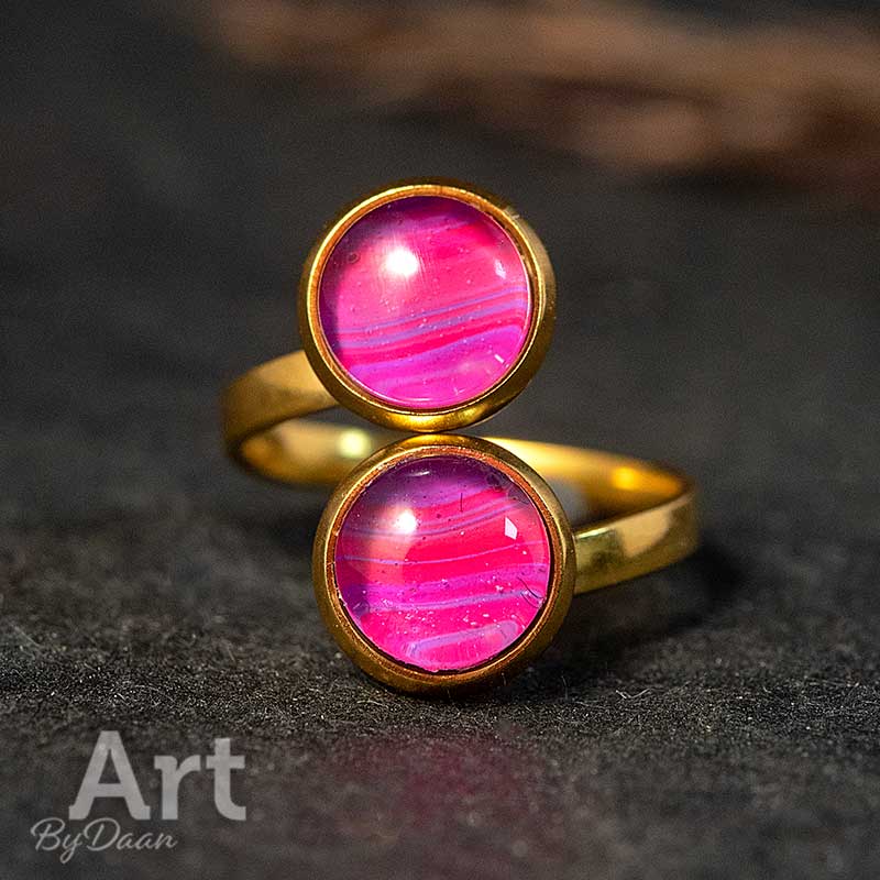 artbydaan's tweet image. Woehieeee, afgelopen maand kon ik eindelijk weer lekker in mijn nieuwe atelier aan de slag en ik heb ZULLLKE gave dingen gemaakt 🥰 welke is jouw favoriet?  

Delen=❤️

artbydaan.nl/sieraden