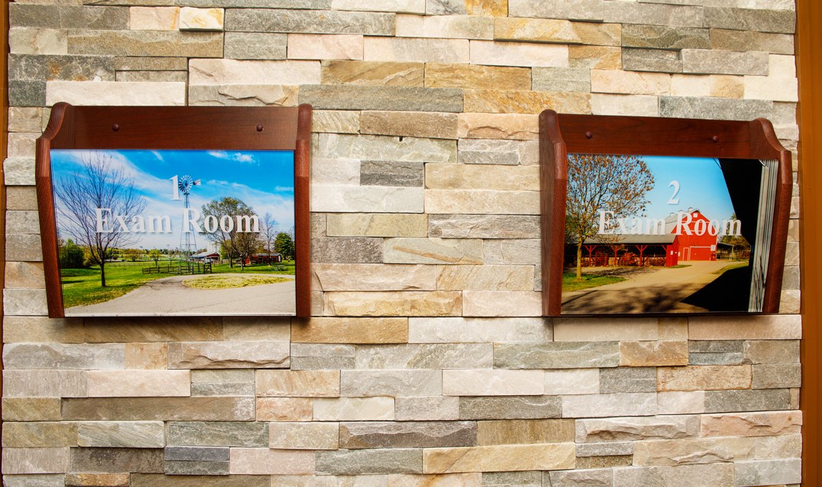 UMUrgentCare's tweet image. In our new Glen Burnie center, you may notice various murals and exam room signage, as we used photos of local areas in the Anne Arundel County region. 

#umurgentcare #glenburnie #stayinglocal #community #beautiful