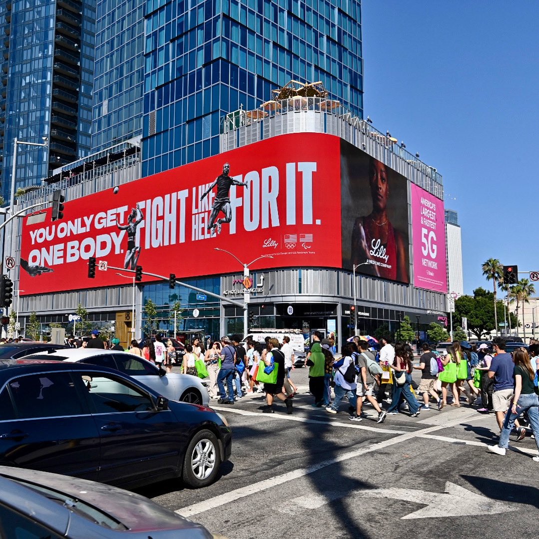 .<a href="/EliLillyandCo/">Eli Lilly and Company</a> has what you need for that Olympic fever and is making a splash supporting Team USA on our large-format, full-motion spectacular, The Moxy. 

#ooh #dooh #outofbome #WeAreLilly #olympics #TheMoxy #DTLA #LosAngeles #TeamUSA <a href="/TeamUSA/">Team USA</a> #OneForAll