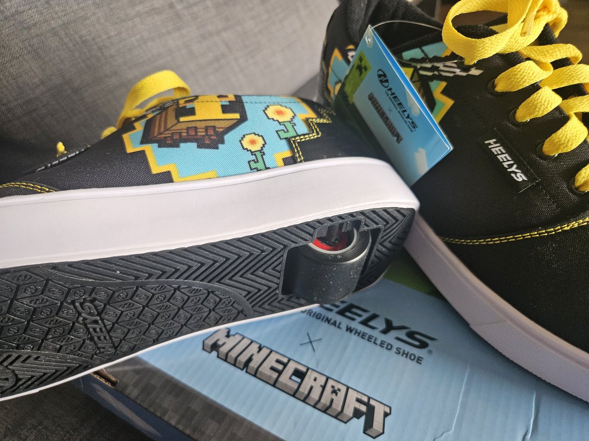 President Poundcake tweet media