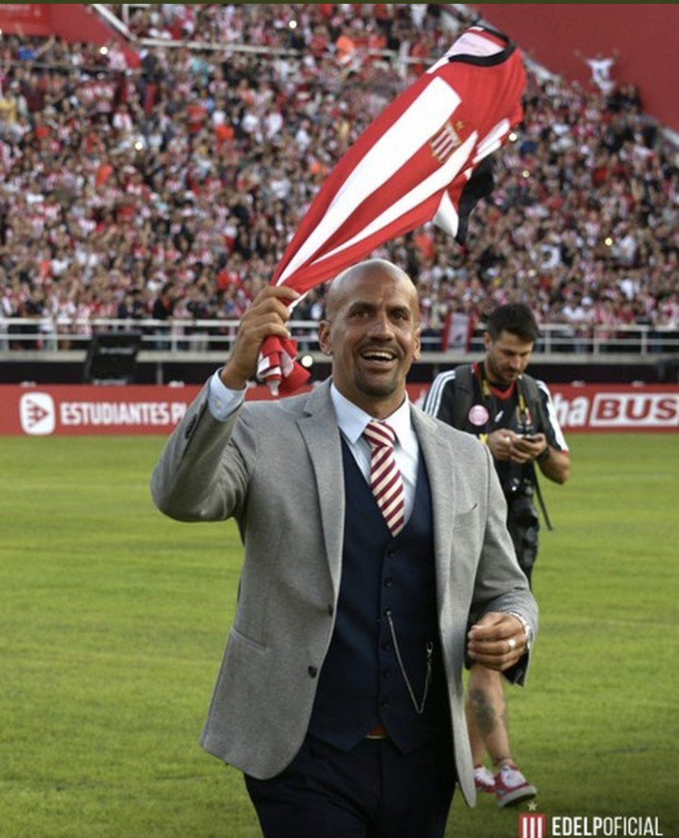 #Deportivo7a0 | INVICTO |

#EDLP 🦁 🔥 Bajo la Presidencia de Juan Sebastián Veron, Estudiantes nunca perdió un clásico con #GELP

✅ 6 triunfos
➖ 4 empates