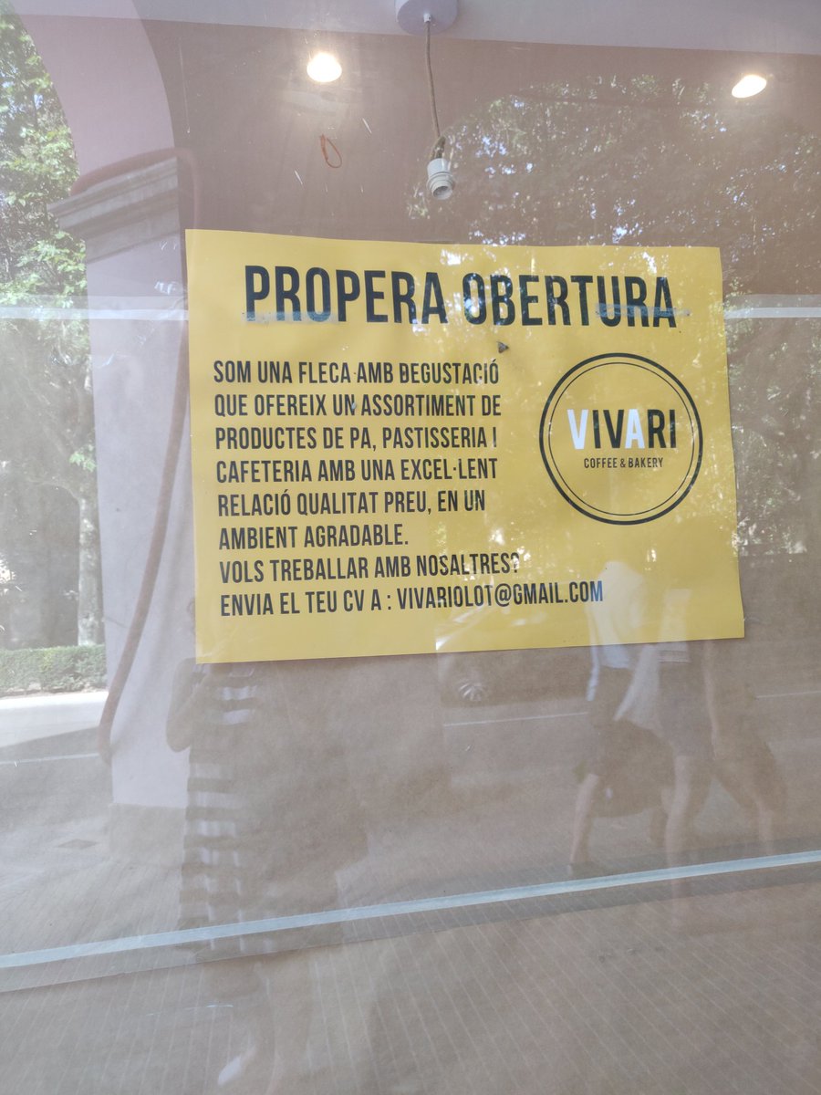 Ja són aquí... Ja han arribat a Olot! 🤬🤬🤬🤬🤮🤮🤮🤮🤮 <a href="/exilirural/">Exili rural</a>
